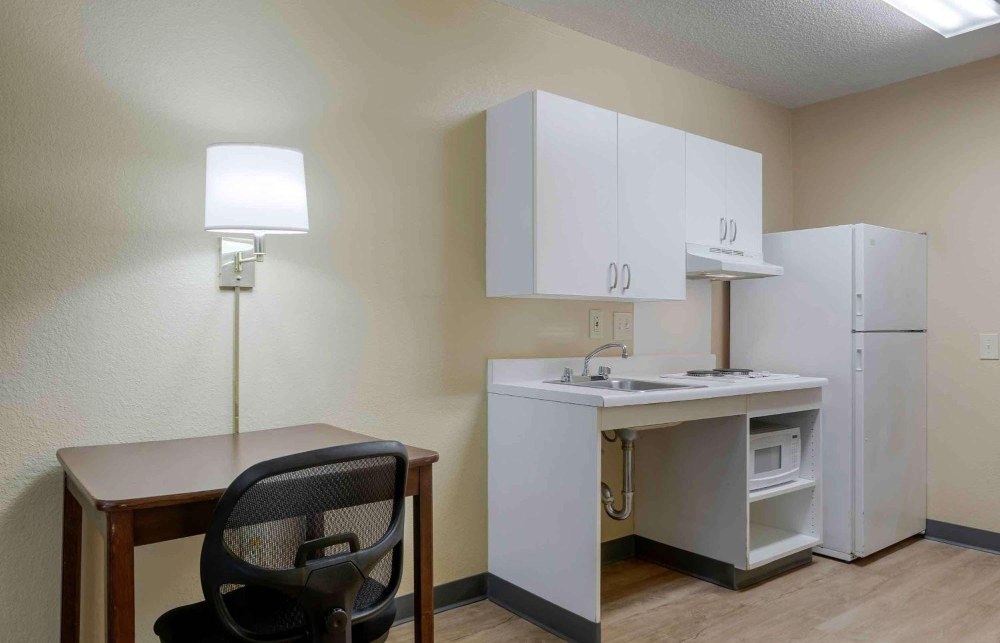 Extended Stay America Suites - Houston - Med Ctr - Greenway Plaza מראה חיצוני תמונה